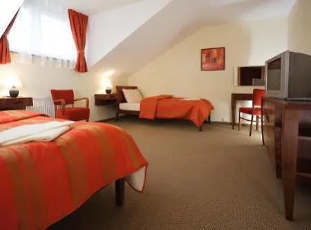 Vion 3* Zlaté Moravce