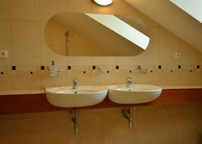 Hotell Vion Zlaté Moravce